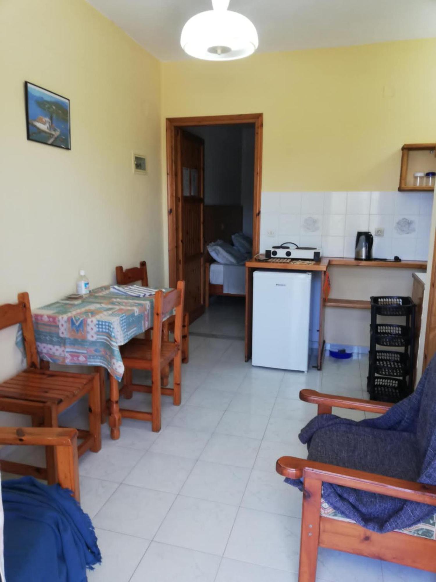Lakis Apartments Acharavi  Exterior photo